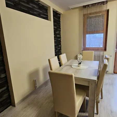 Lotti Apartman